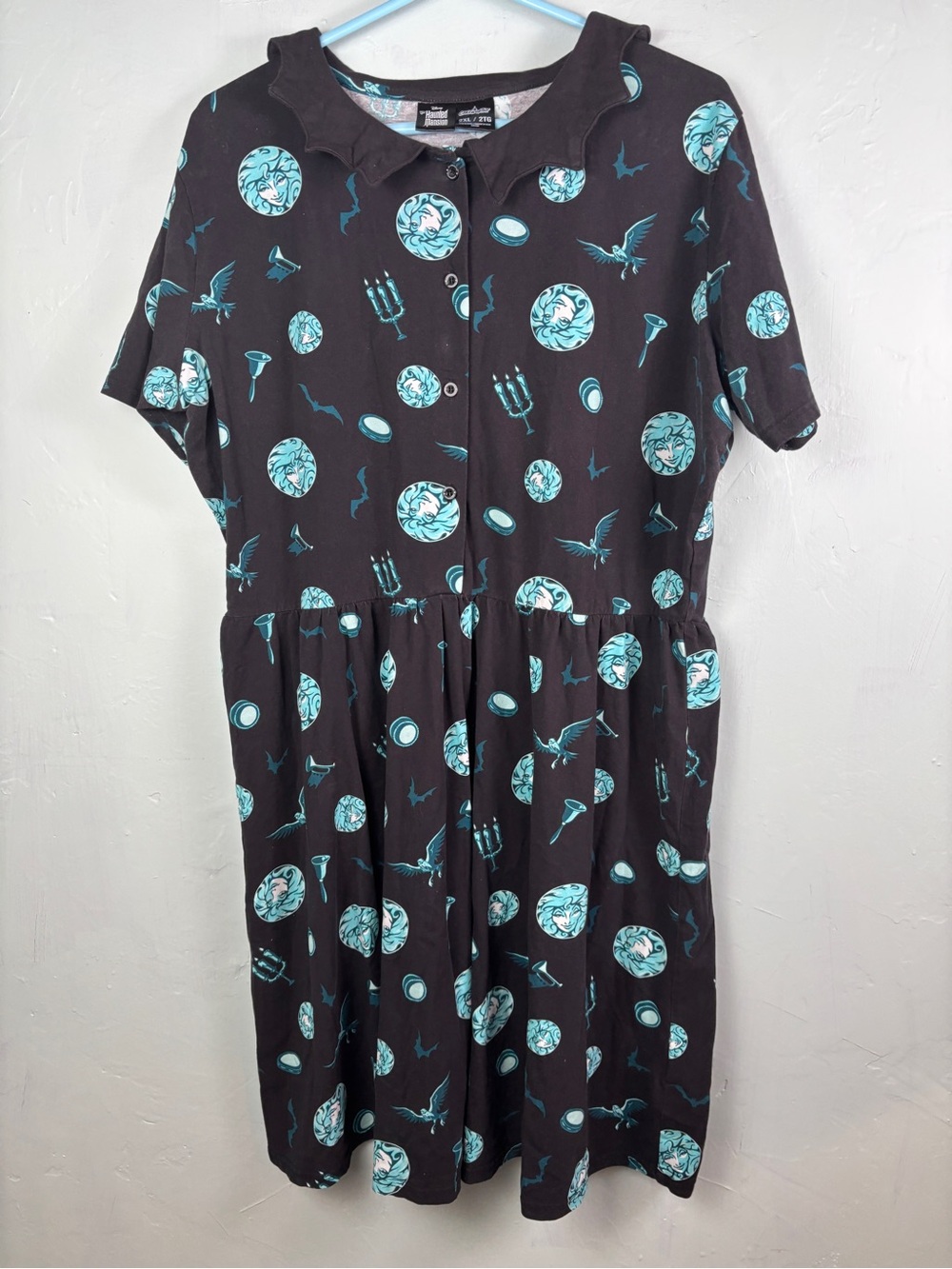 Cakeworthy Disney Haunted Mansion Madame Leota Black Collared Button-Front Dress